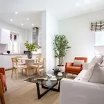 Genteel Patrocinio Aparthotel Cadiz