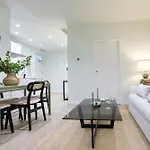 Aparthotel Genteel Patrocinio 3*