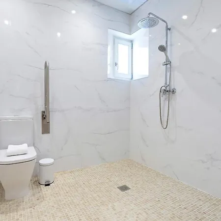 Genteel Patrocinio Aparthotel Cádiz