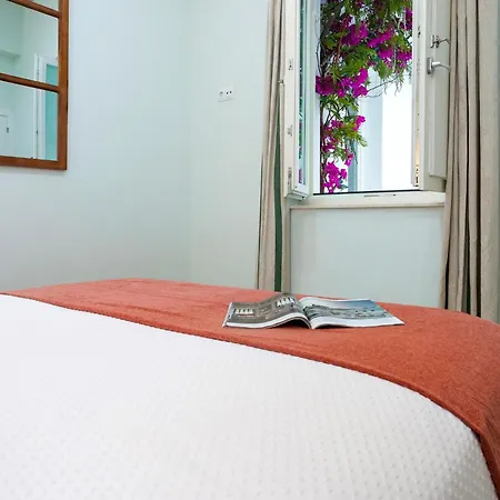Aparthotel Genteel Patrocinio