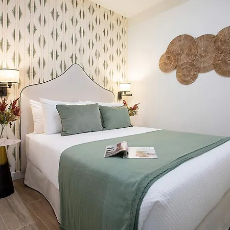 Aparthotel Genteel Patrocinio 3*