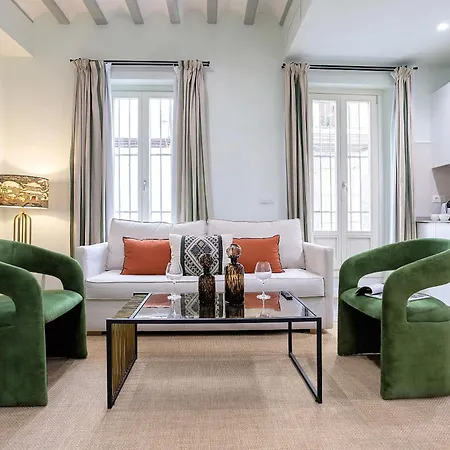 Genteel Patrocinio Aparthotel 3*