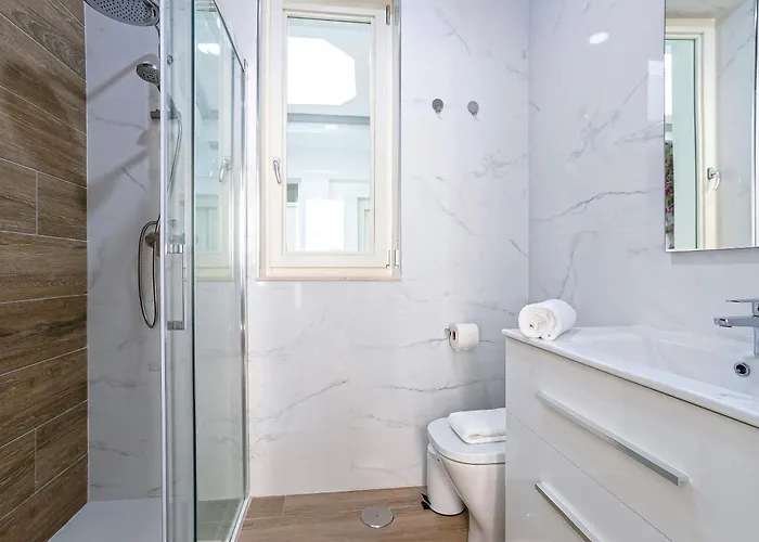 Genteel Patrocinio Apartmanhotel Cádiz